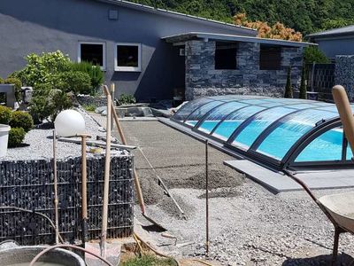 Pool Einkornbeton Untergrund Fliesen